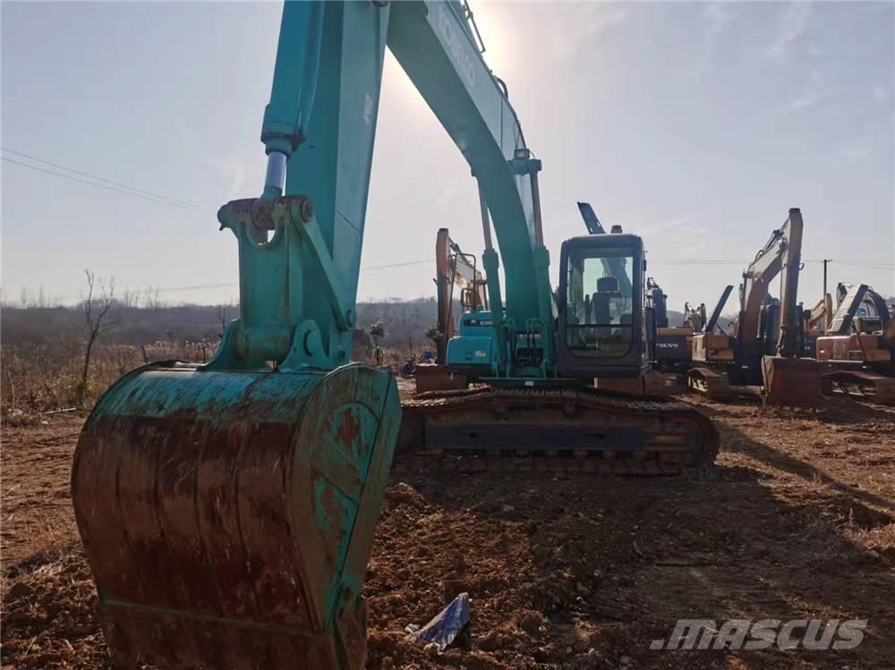 Kobelco SK210LC-8 حفارات زحافة