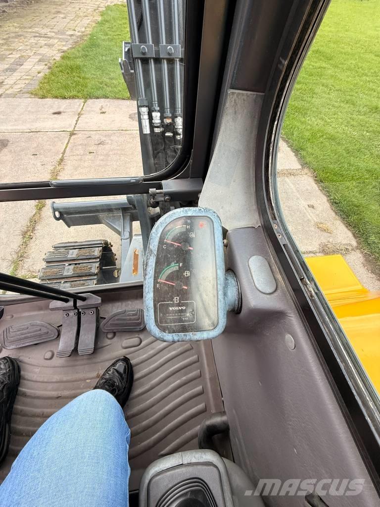 Volvo ec 55 d حفارات صغيرة أقل من 7 طن (حفارات صغيرة)