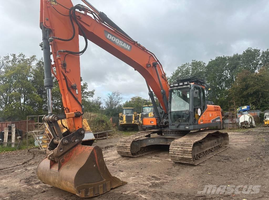 Doosan DX 255 LC-5 حفارات زحافة