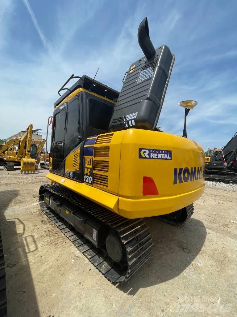 Komatsu PC 130 حفارات زحافة