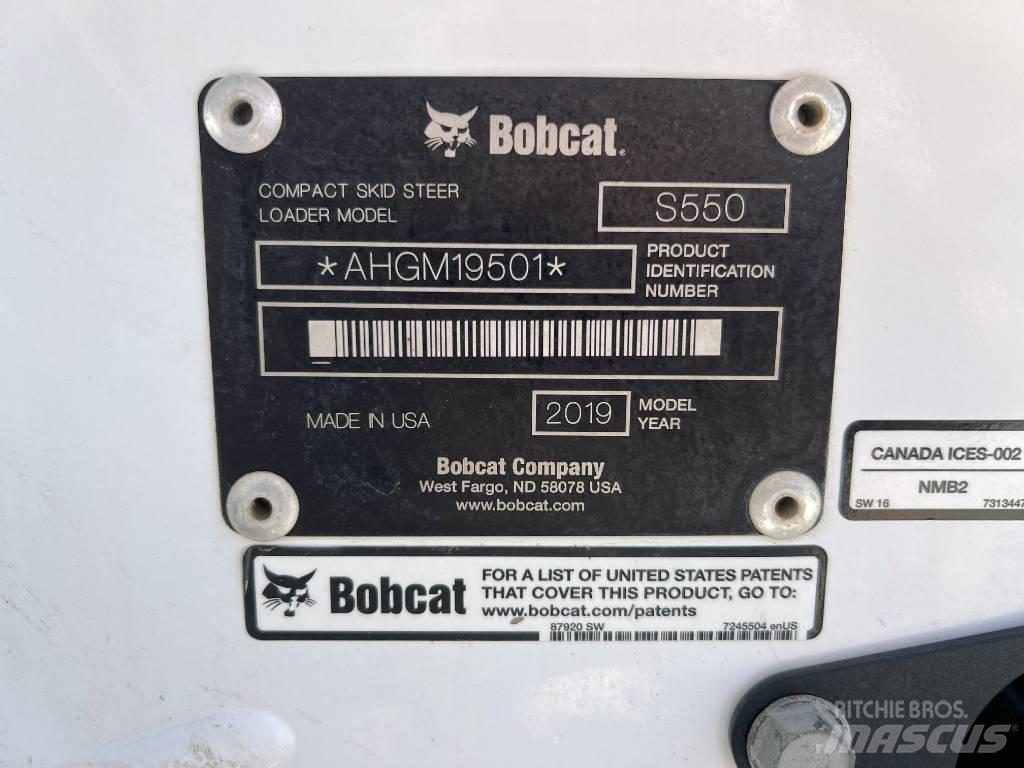 Bobcat S550 لوادر انزلاقية التوجيه