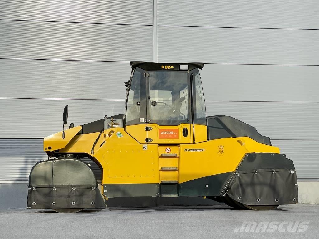 Bomag BW 28 RH مداحل ذات إطارات هوائية