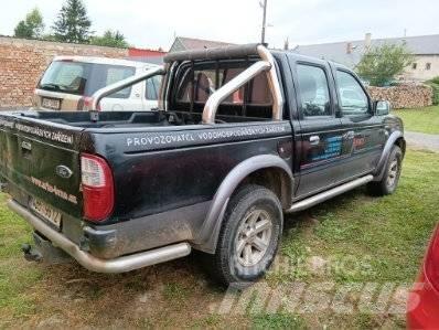 Ford Ranger شاحنات خفيفة/مفصلية الجوانب