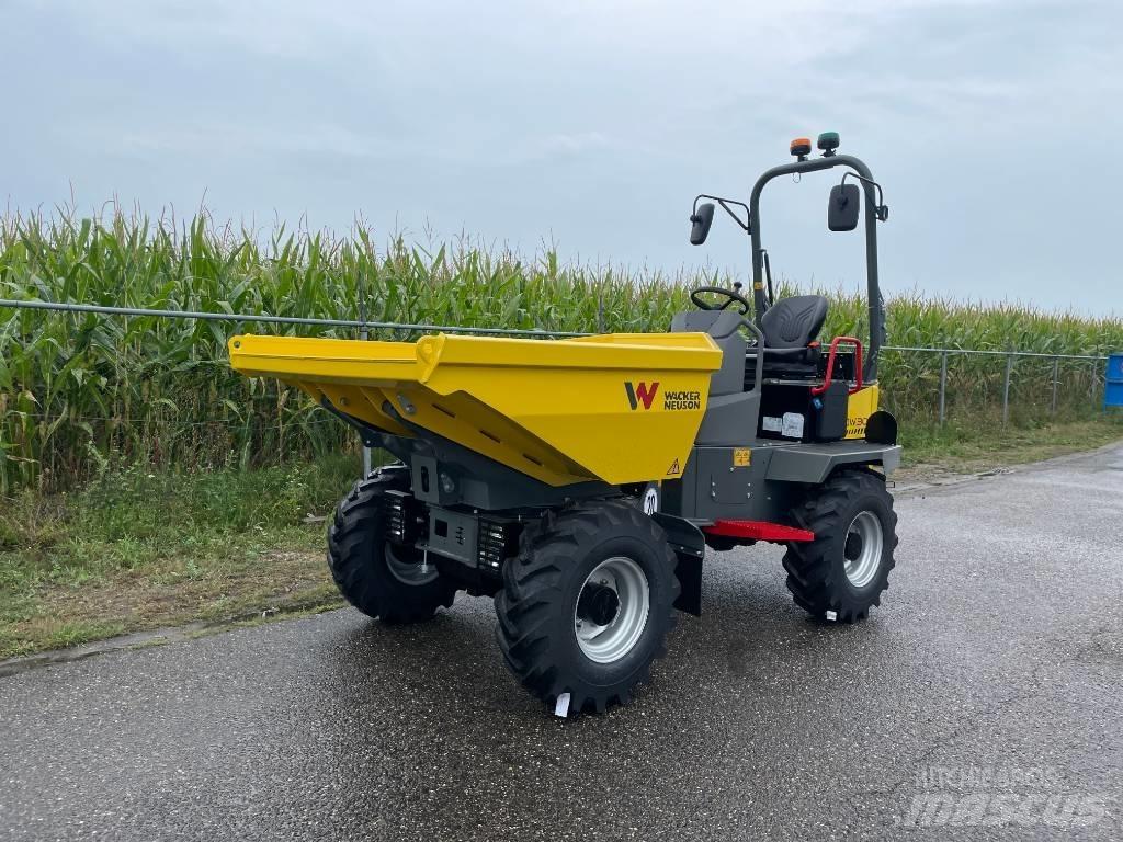 Wacker Neuson DW30 عربات نقل قلابة للمواقع