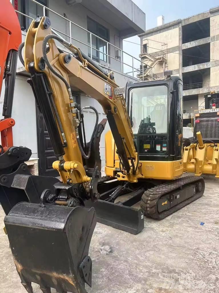 CAT 303.5 E حفارات صغيرة أقل من 7 طن (حفارات صغيرة)
