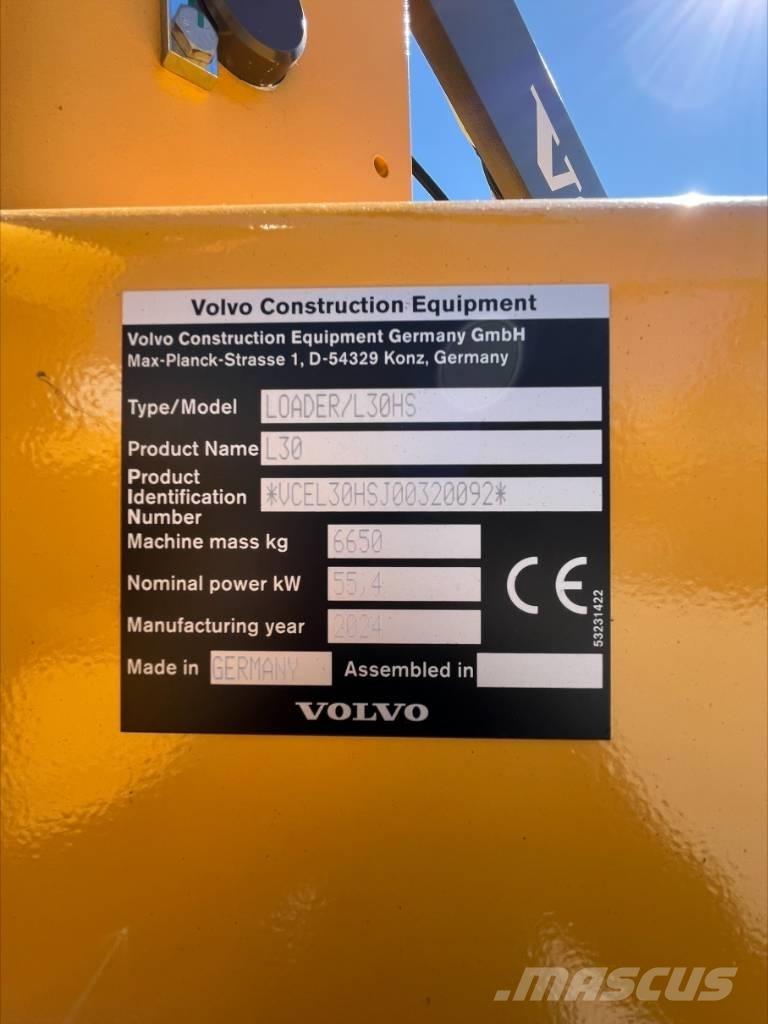 Volvo L30HS لوادر بعجل