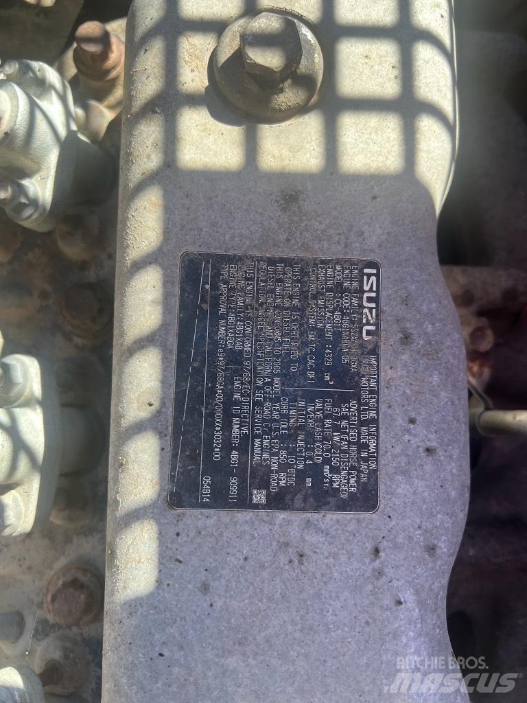 Hitachi Zaxis 135 US حفارات زحافة