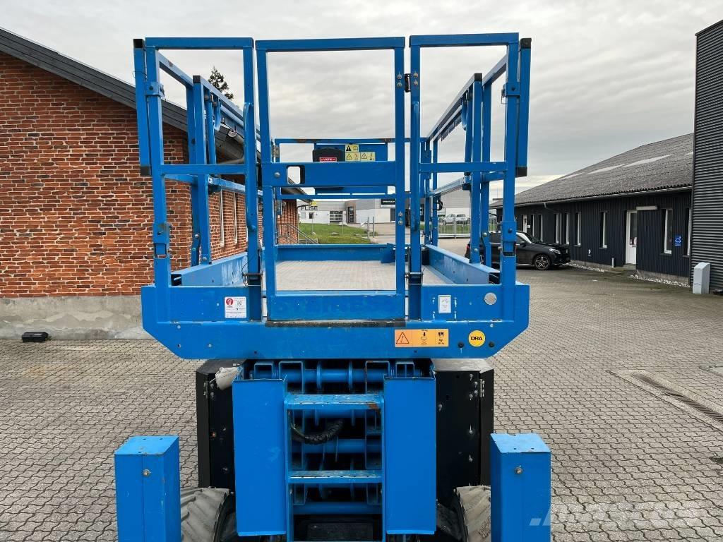 Genie GS4069 BE رافعات مقصية الشكل