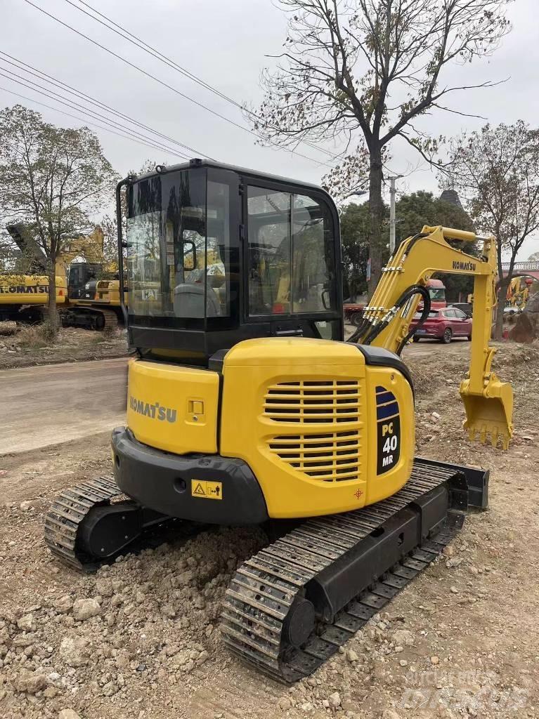 Komatsu PC 40MR حفارات صغيرة أقل من 7 طن (حفارات صغيرة)