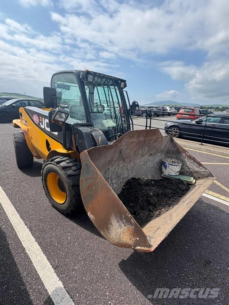JCB Vibromax 520-40 مناولات متداخلة