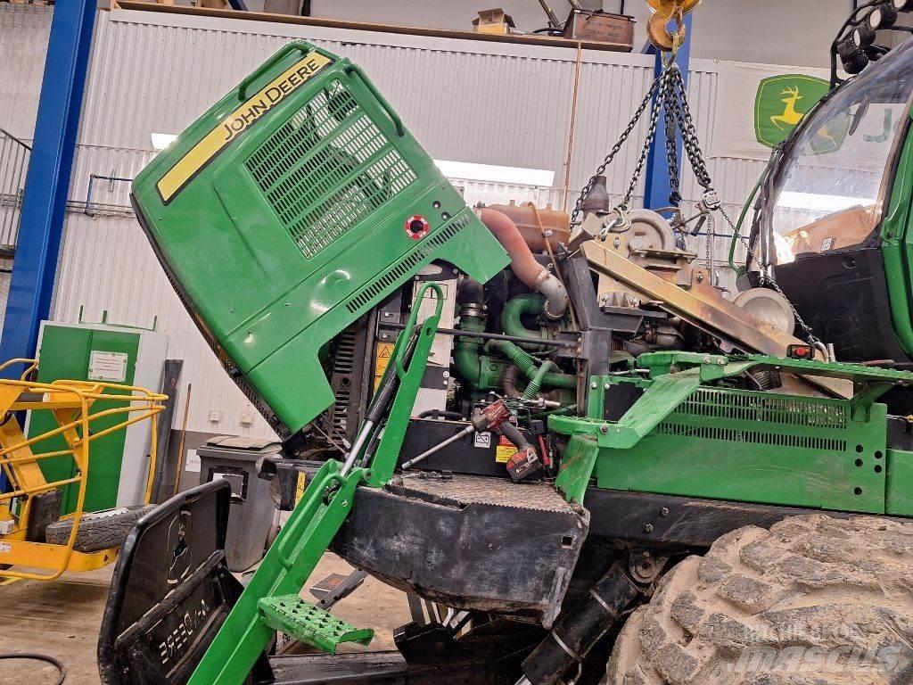 John Deere 1910 شاحنات
