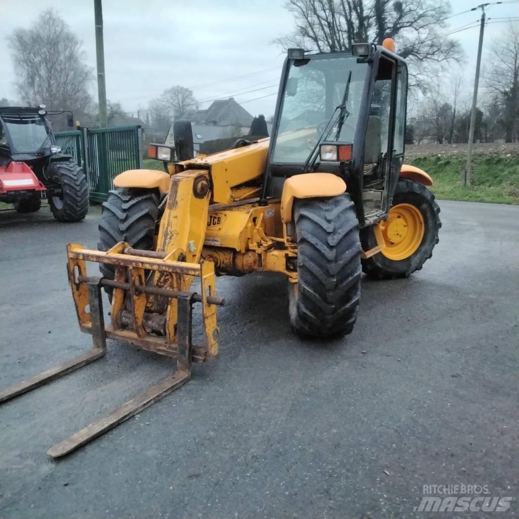 JCB 526 S معدات مناولة لأغراض الزراعة