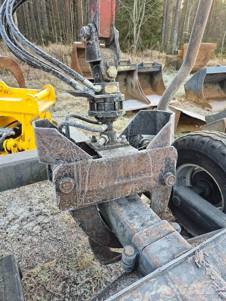 Patu 1800 مقطورات تحريج