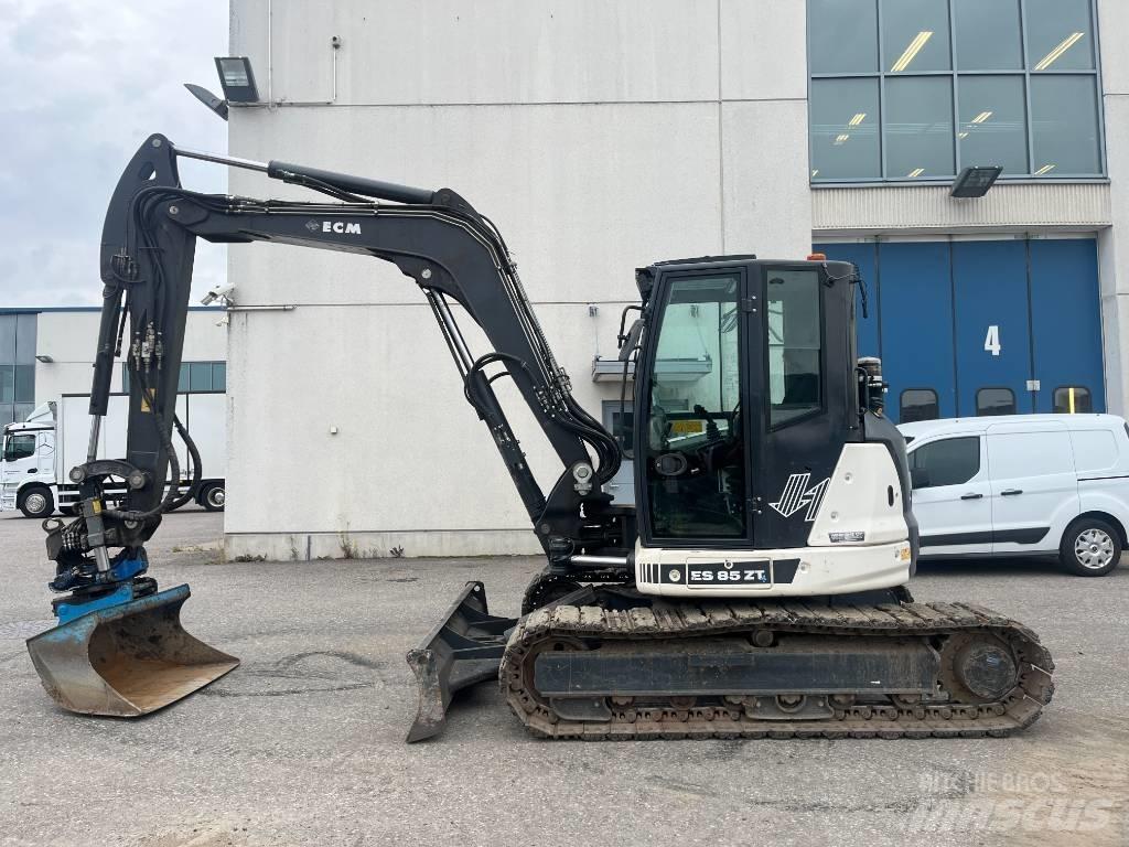 ECM ES 85 ZT حفارات وسط 7 طن - 12 طن