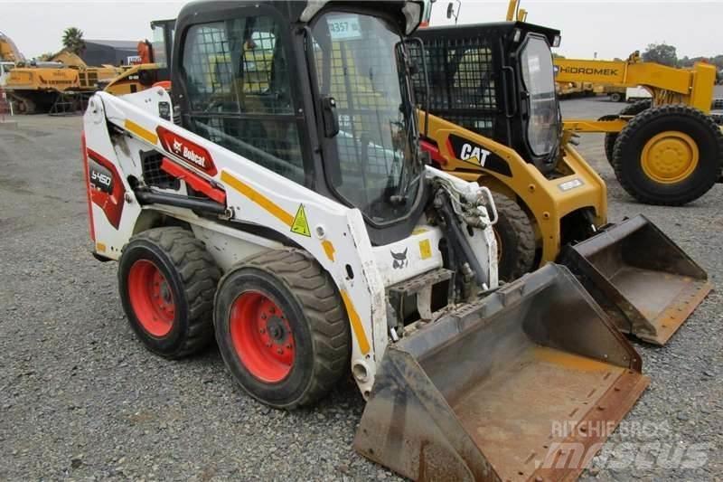 Bobcat S450B شاحنات أخرى