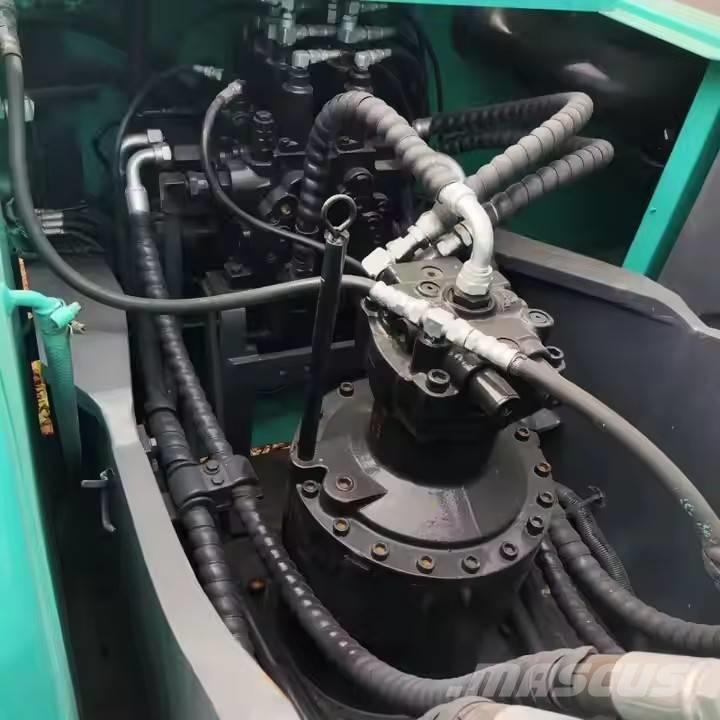 Kobelco SK 210 حفارات زحافة