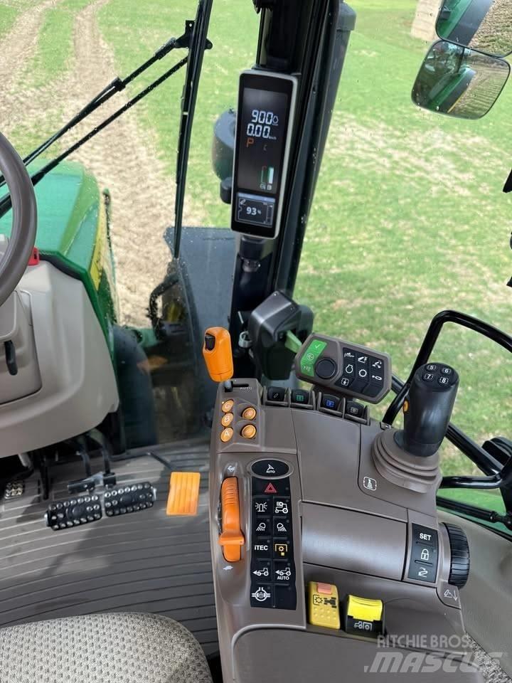 John Deere 5100 R الجرارات