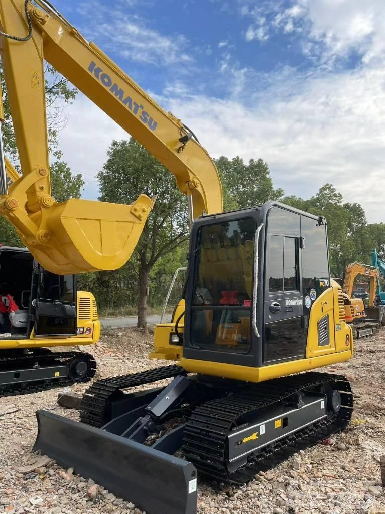 Komatsu 70-8 حفارات زحافة
