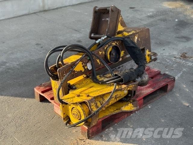 JCB PILE DRIVER مطارق دق خوازيق هيدروليكية