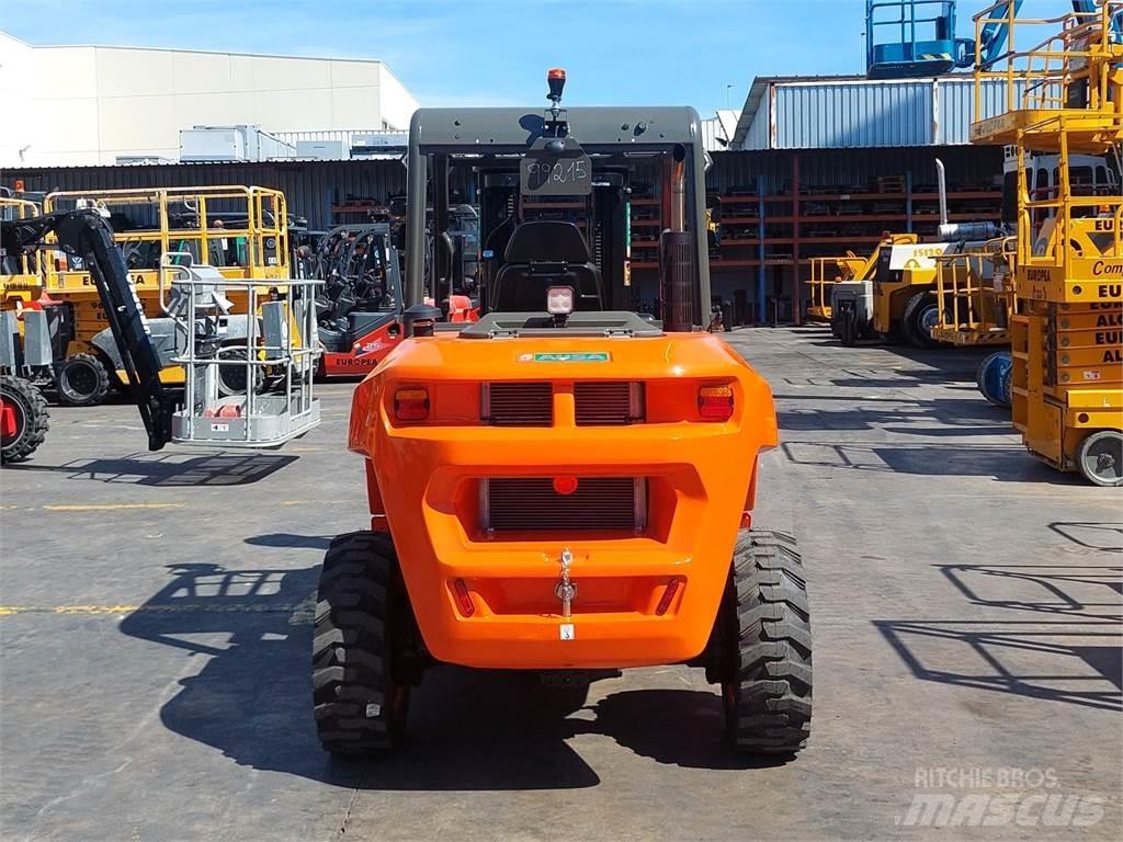 Ausa C201 Hx4 شاحنات الطرق الوعرة