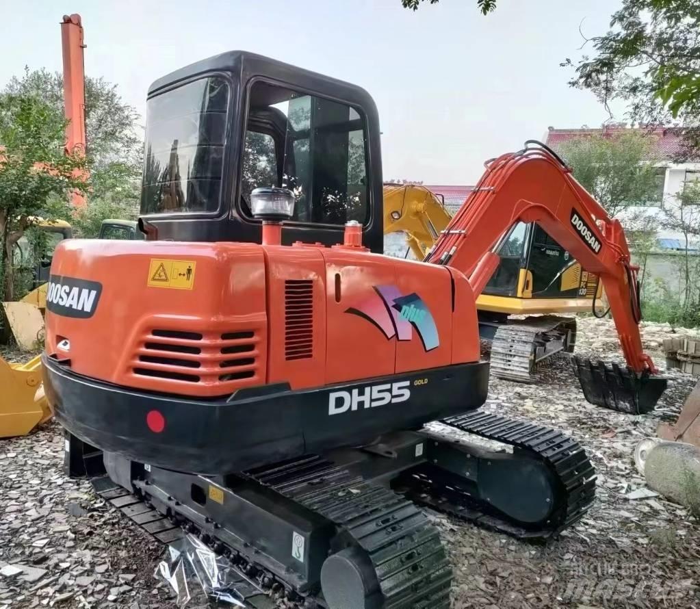 Doosan DH 55 حفارات صغيرة أقل من 7 طن (حفارات صغيرة)