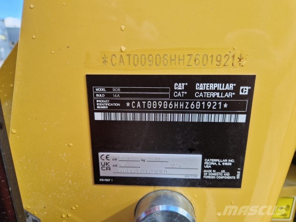 CAT 906 لوادر بعجل
