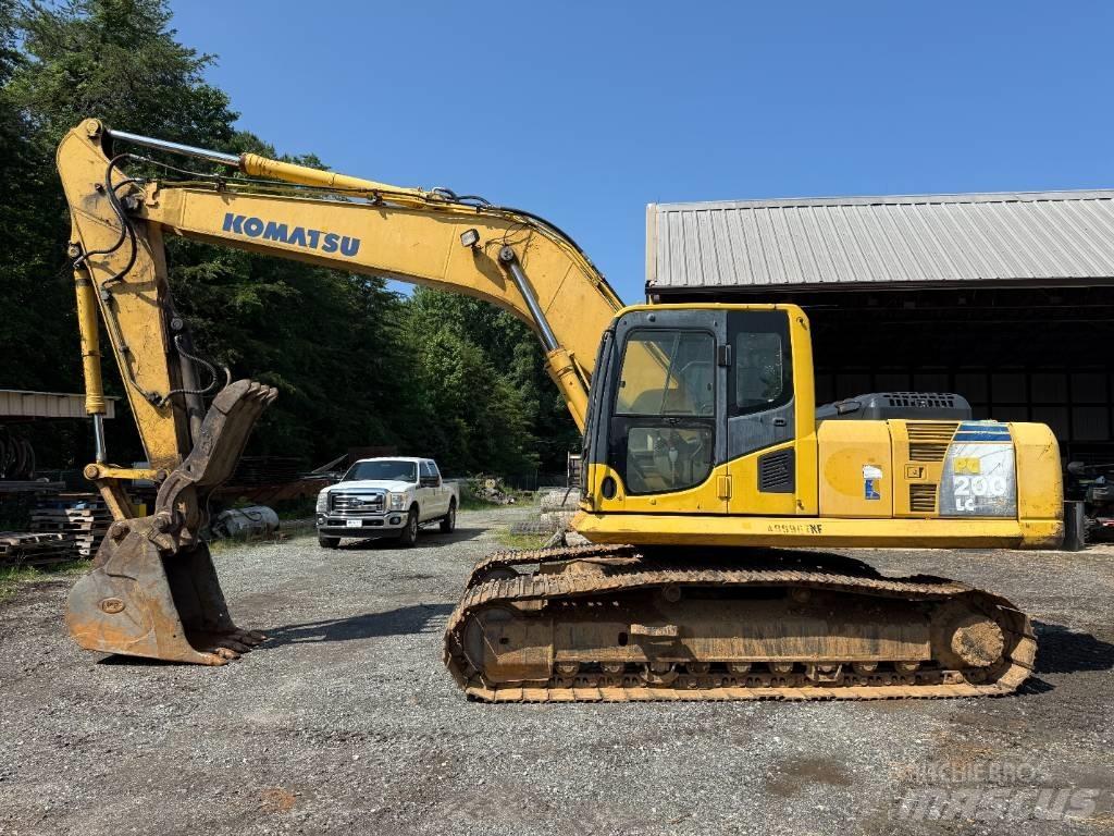 Komatsu PC 200 LC-8 حفارات زحافة
