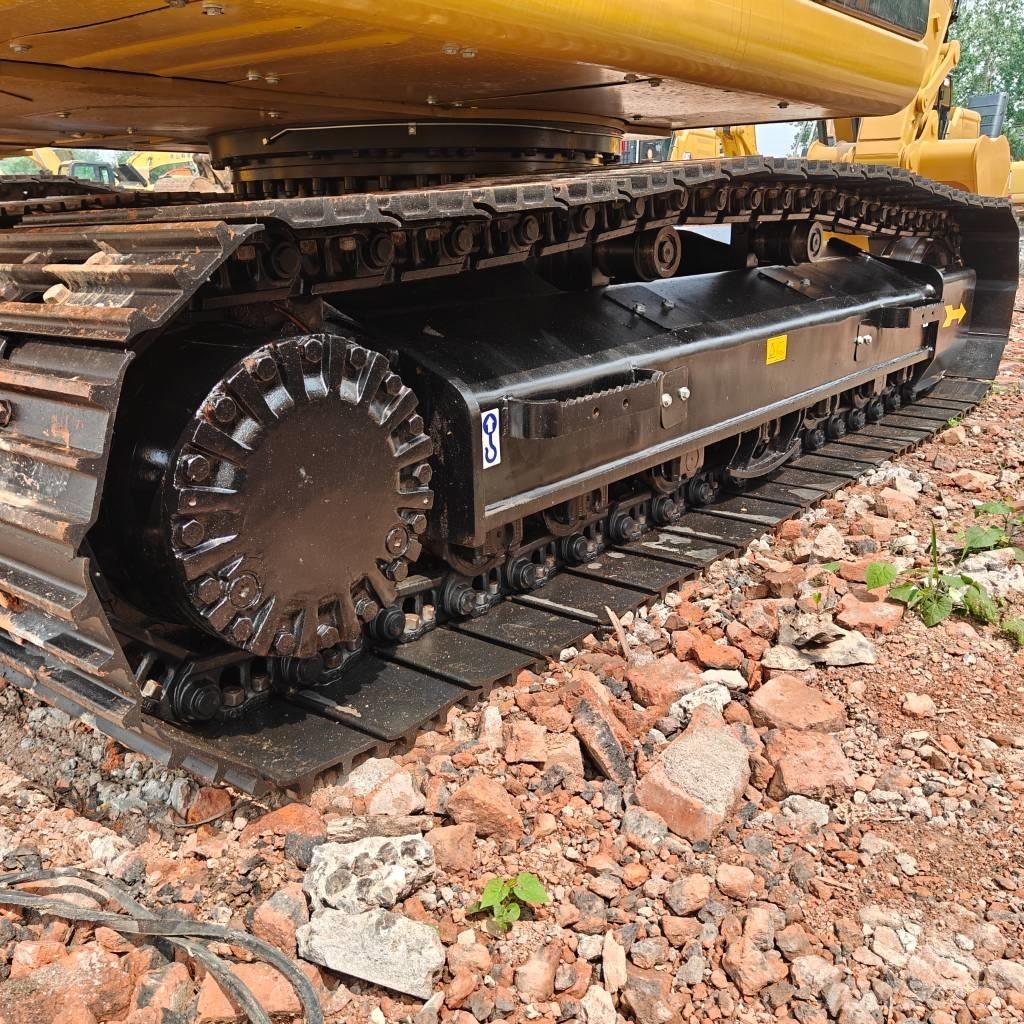 CAT 320D2L حفارات زحافة
