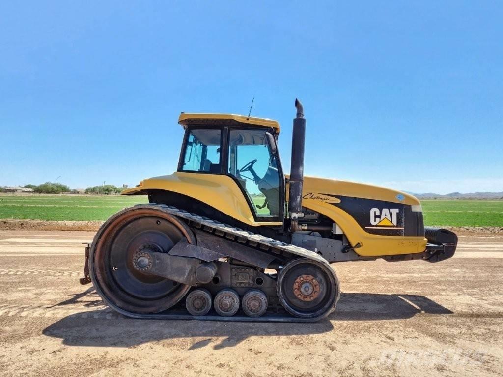 CAT CH45 الجرارات