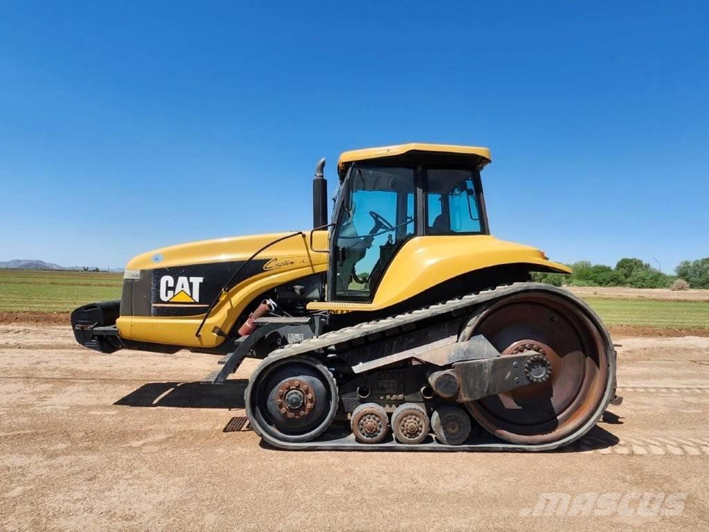 CAT CH45 الجرارات