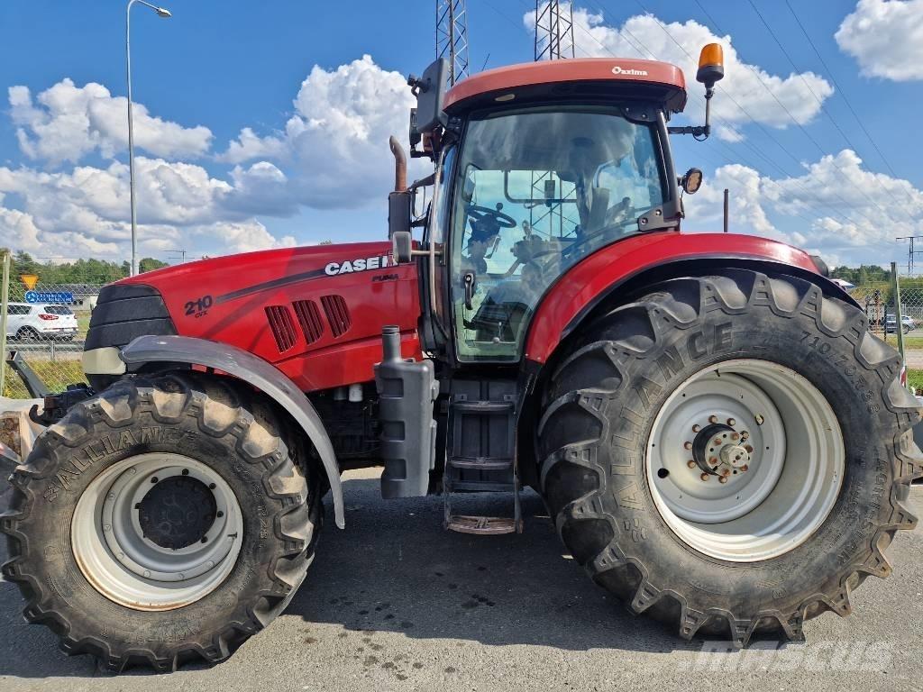 CASE CVX 210 PUMA الجرارات