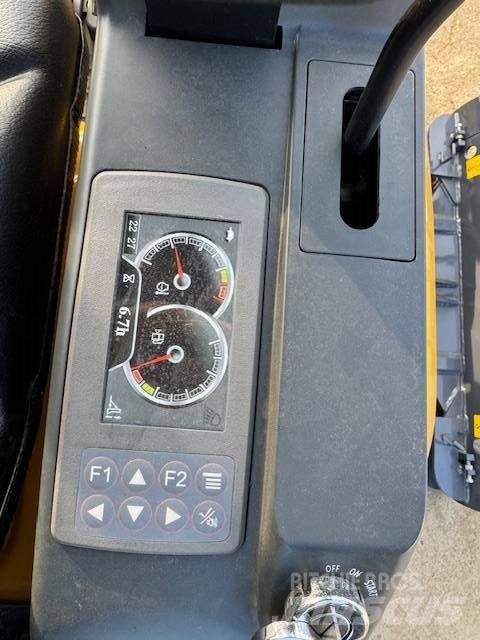 XCMG XE 18 E حفارات صغيرة أقل من 7 طن (حفارات صغيرة)