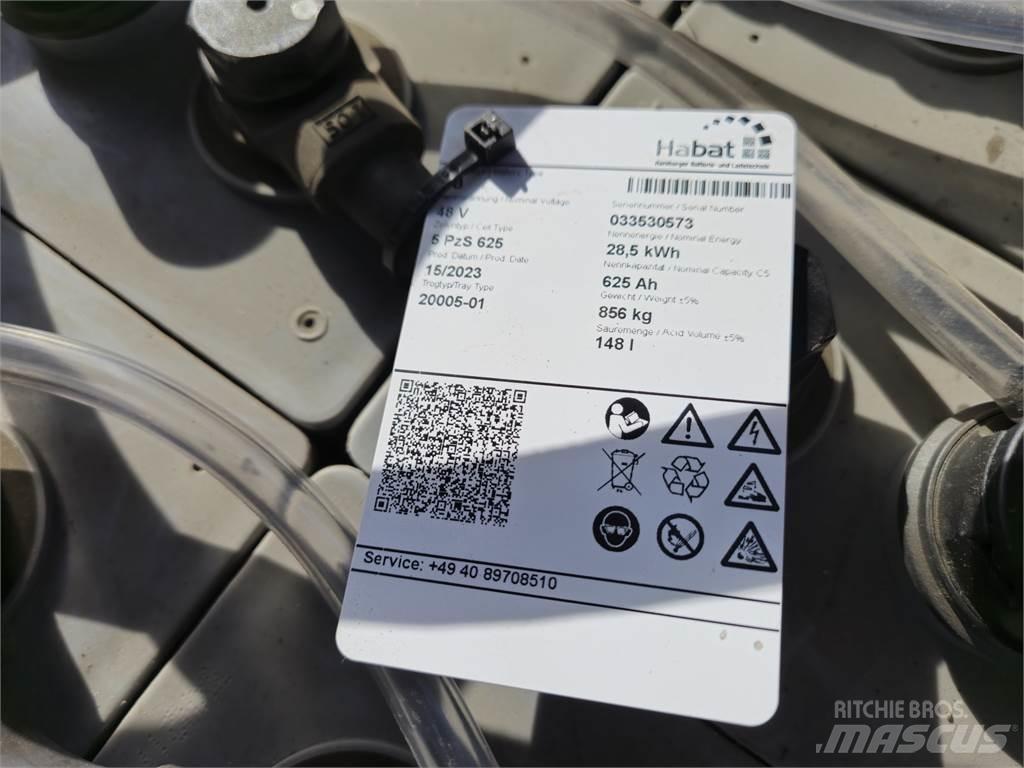 Linde E16-02 شاحنات ذات رافعات شوكية تعمل بالكهرباء