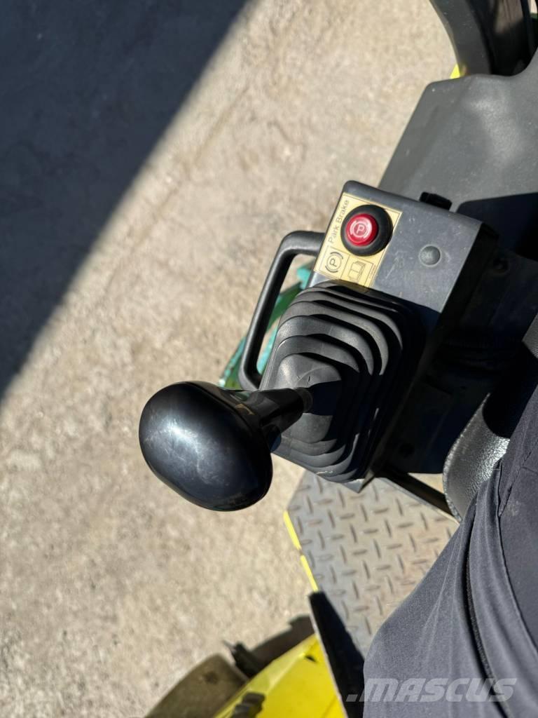 Ammann ARX 26 مداحل ثنائية الاسطوانة