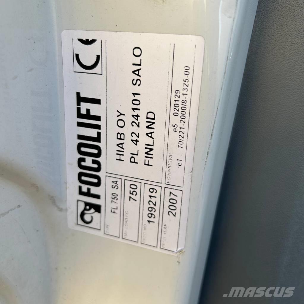 Iveco Daily 3.0 شاحنات ذات هيكل صندوقي