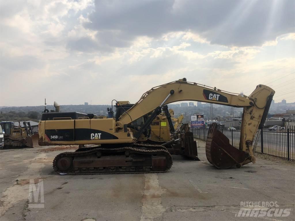 CAT 345 D L VG حفارات زحافة