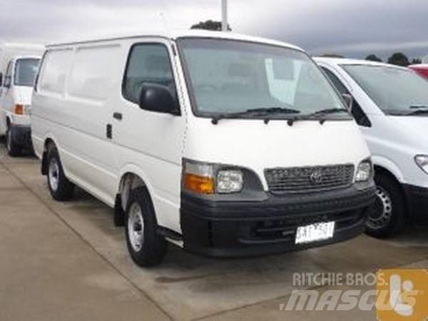 Toyota HIACE RZH103R شاحنة مقفلة