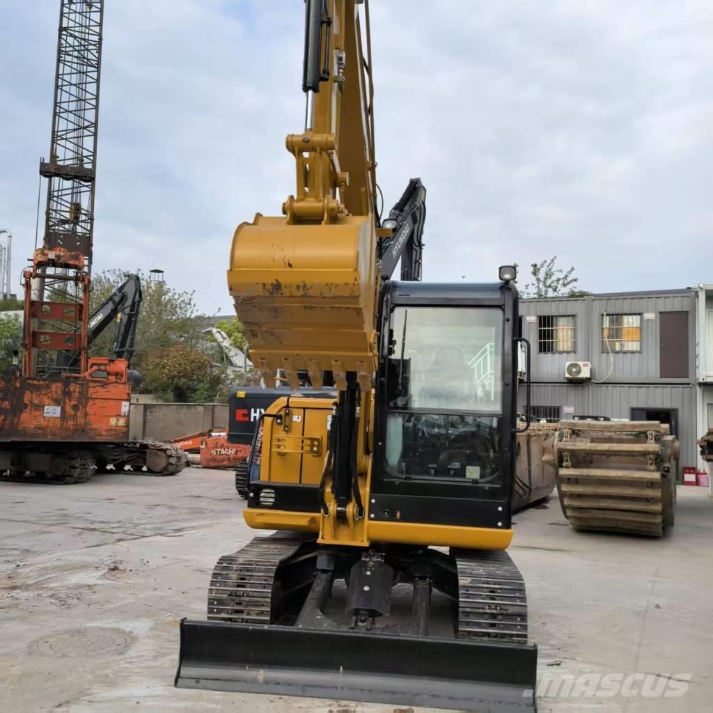 CAT 305.5E2 حفارات زحافة