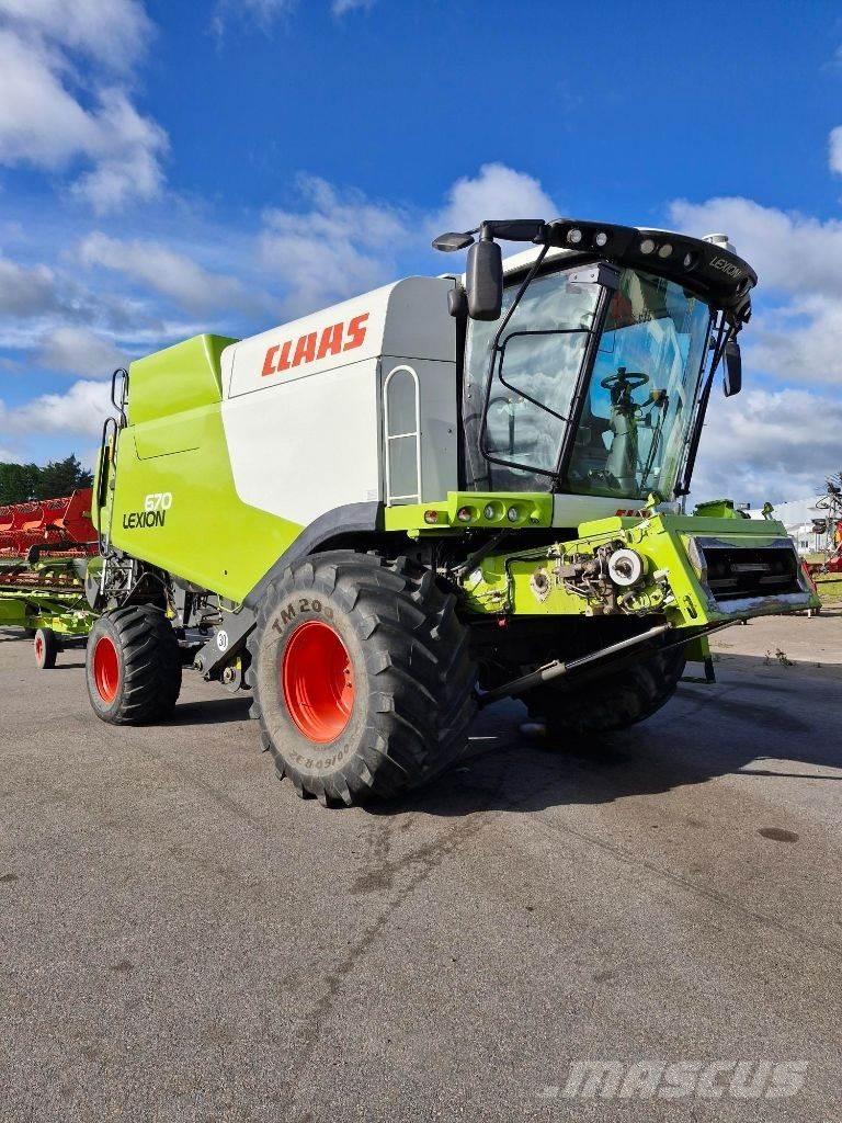 CLAAS Lexion 670 حصادات