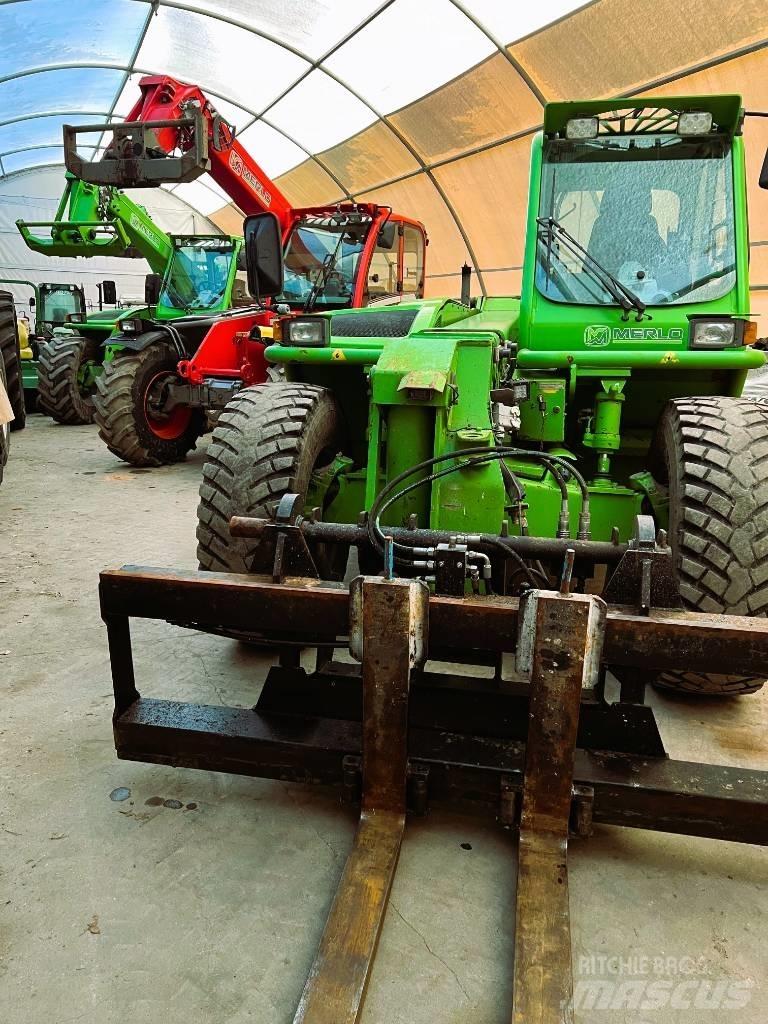 Merlo P 38.10 معدات مناولة لأغراض الزراعة