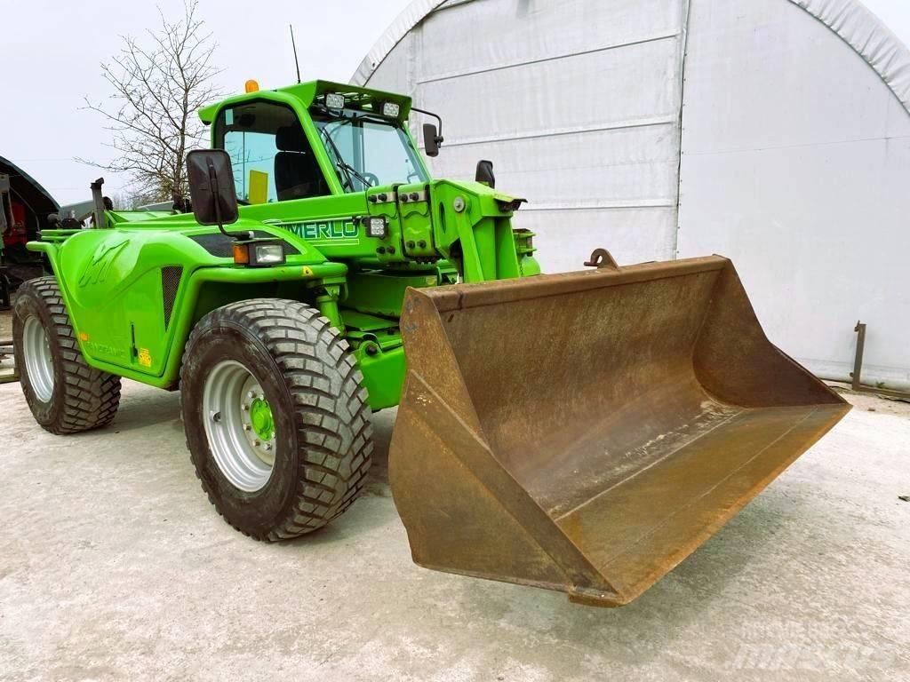 Merlo P 38.10 معدات مناولة لأغراض الزراعة