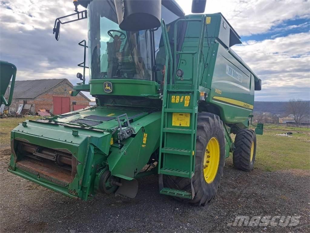 John Deere W650 حصادات