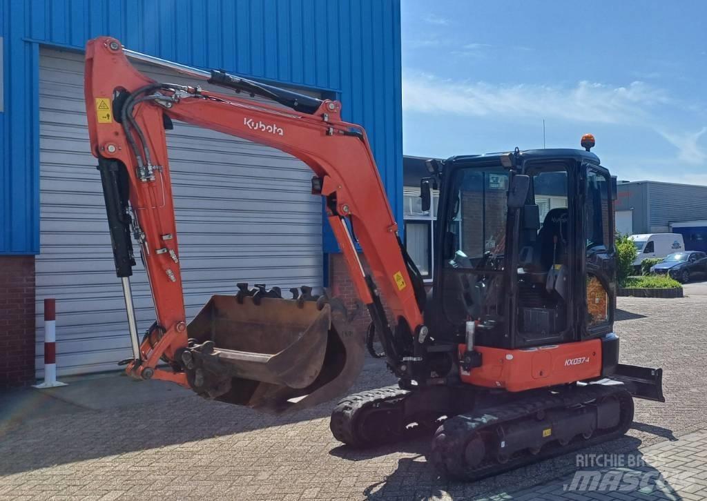Kubota KX 037-4 حفارات صغيرة أقل من 7 طن (حفارات صغيرة)