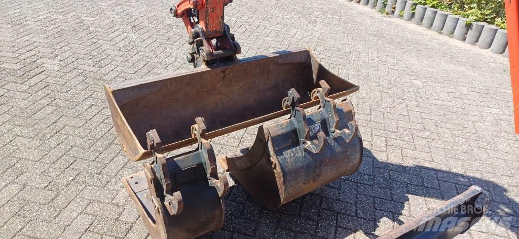 Kubota KX 037-4 حفارات صغيرة أقل من 7 طن (حفارات صغيرة)