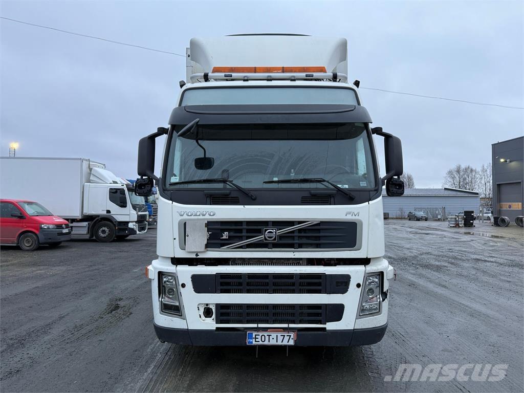 Volvo FM460 شاحنات بدرجة حرارة قابلة للضبط