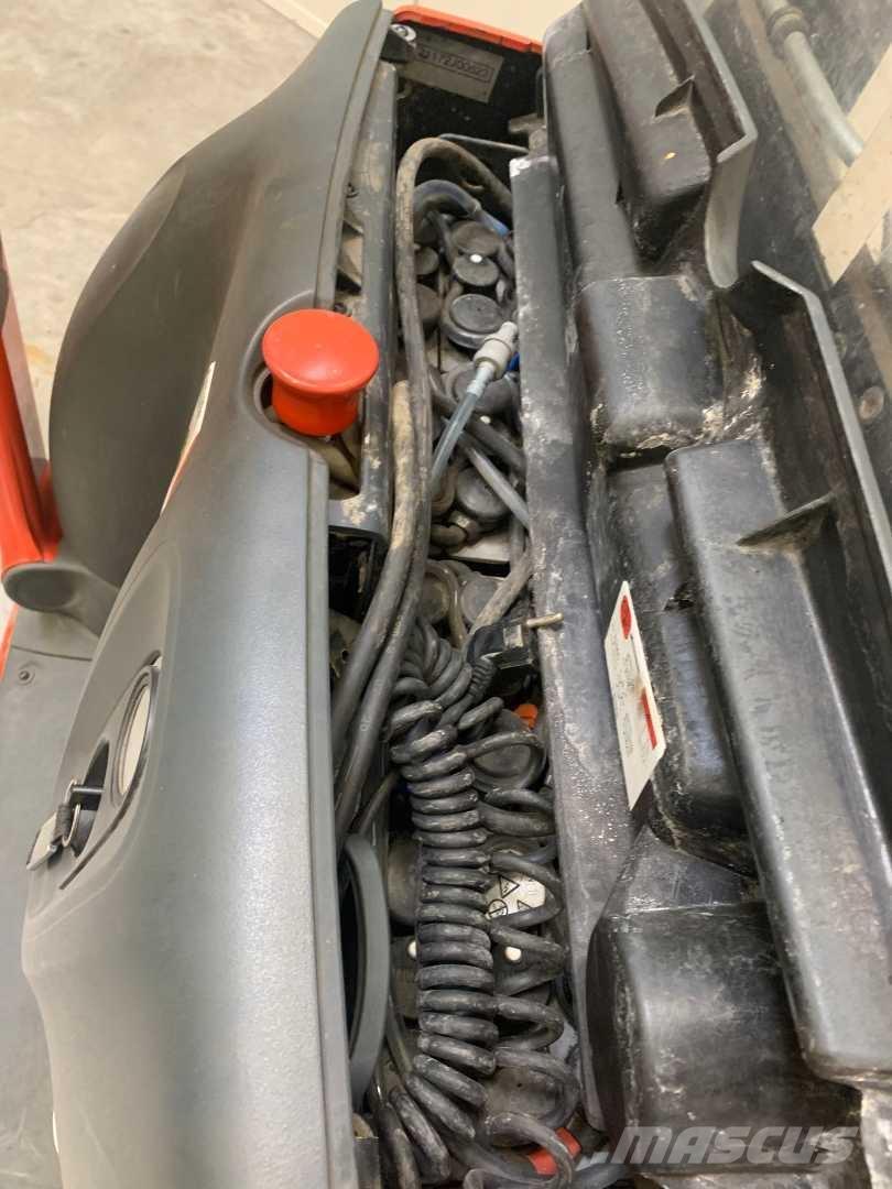 Linde L10 شاحنات مناولة ذاتية الدفع