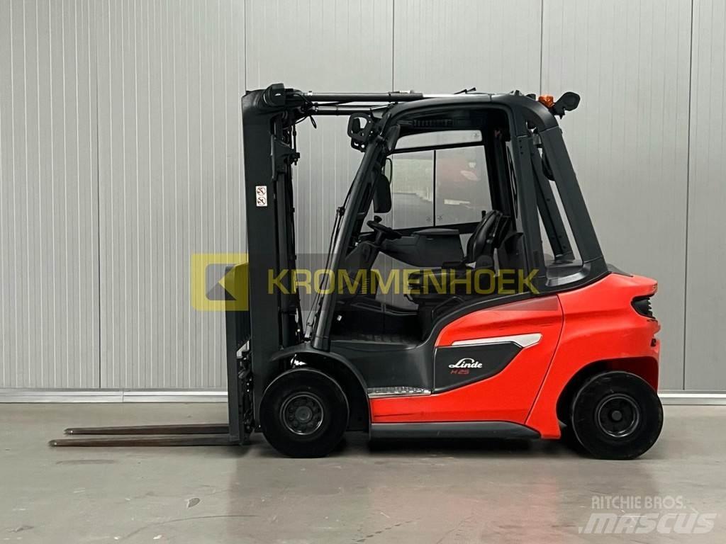 Linde H 25 D شاحنات الديزل