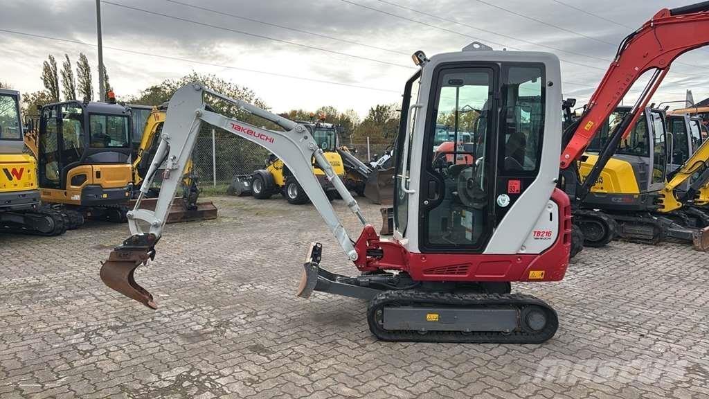 Takeuchi TB216 حفارات صغيرة أقل من 7 طن (حفارات صغيرة)