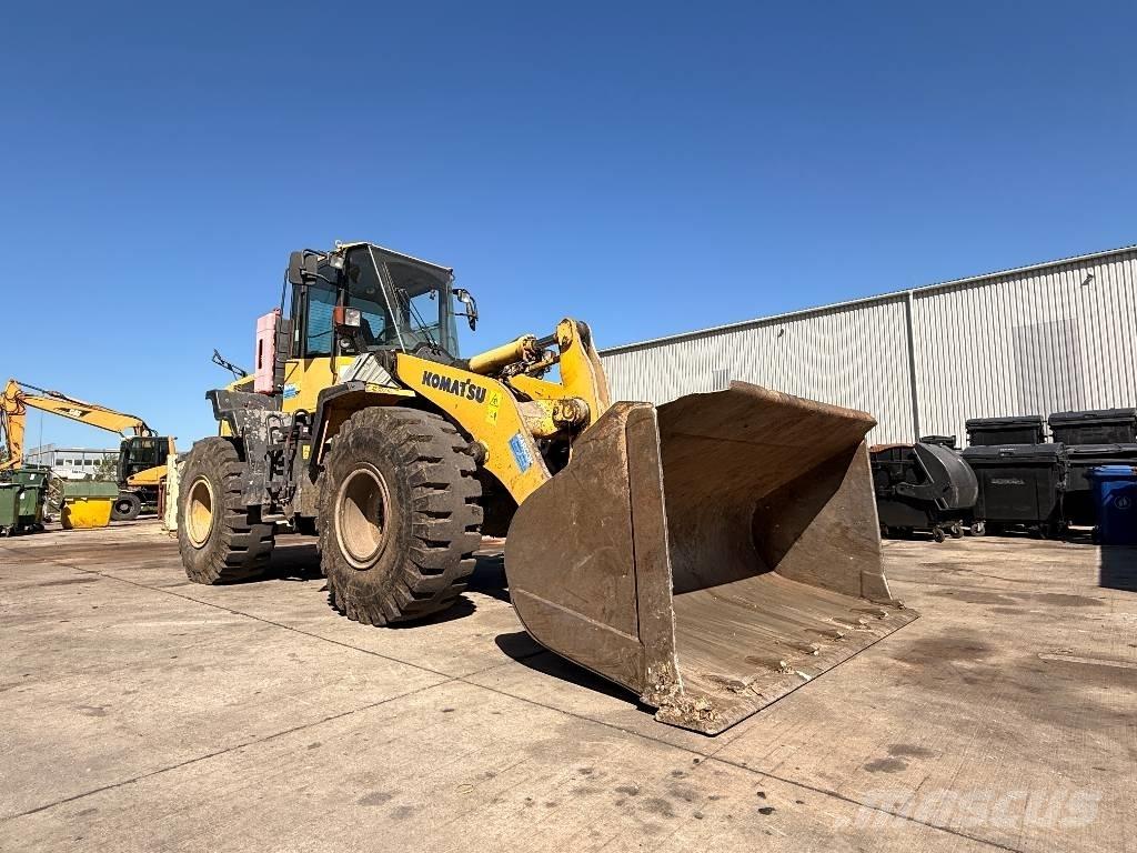 Komatsu WA 320-6 لوادر بعجل