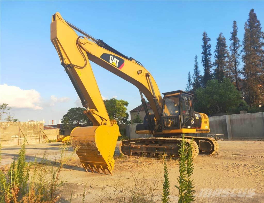CAT 325D حفارات زحافة